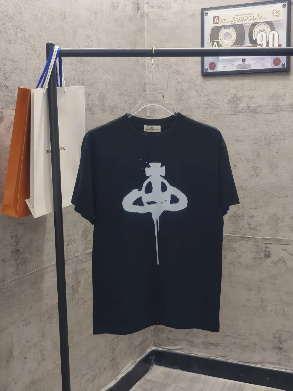 🌈🌈 vivienne westwood New Arrivallogo T 32 Breathable g 1.1 ， Os Same Style Versatile Size: S M L XL XXL ：White Black